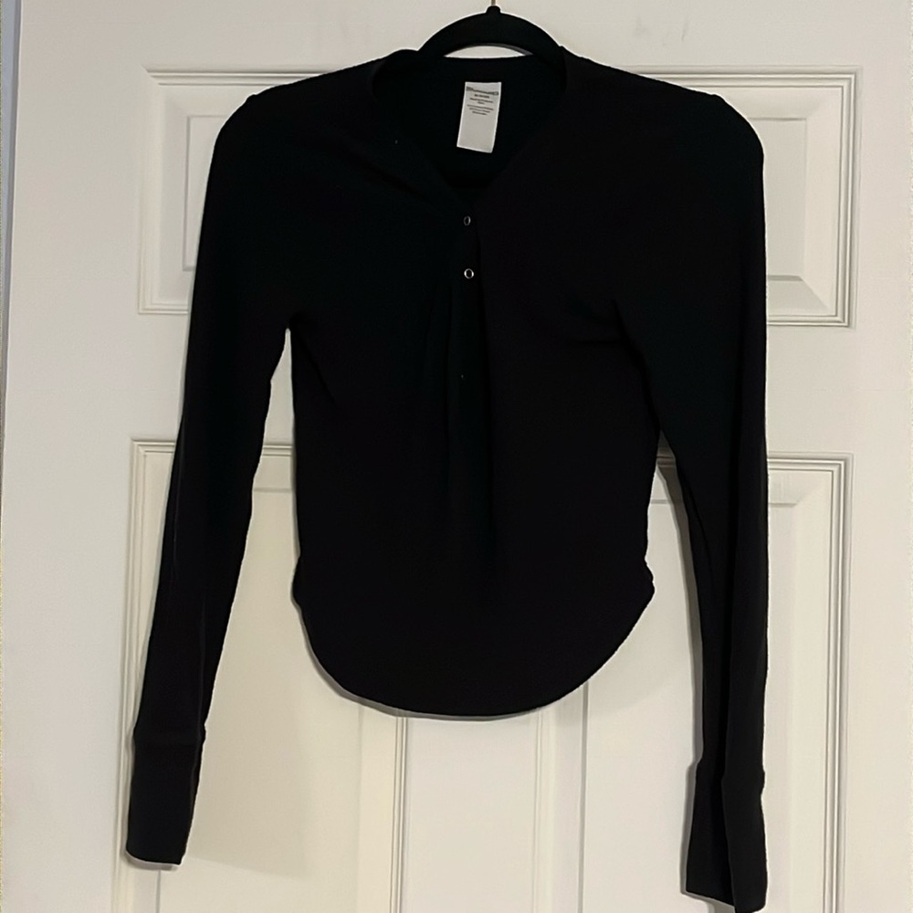 No Boundaries Long Sleeve Snap Closure Knit Top